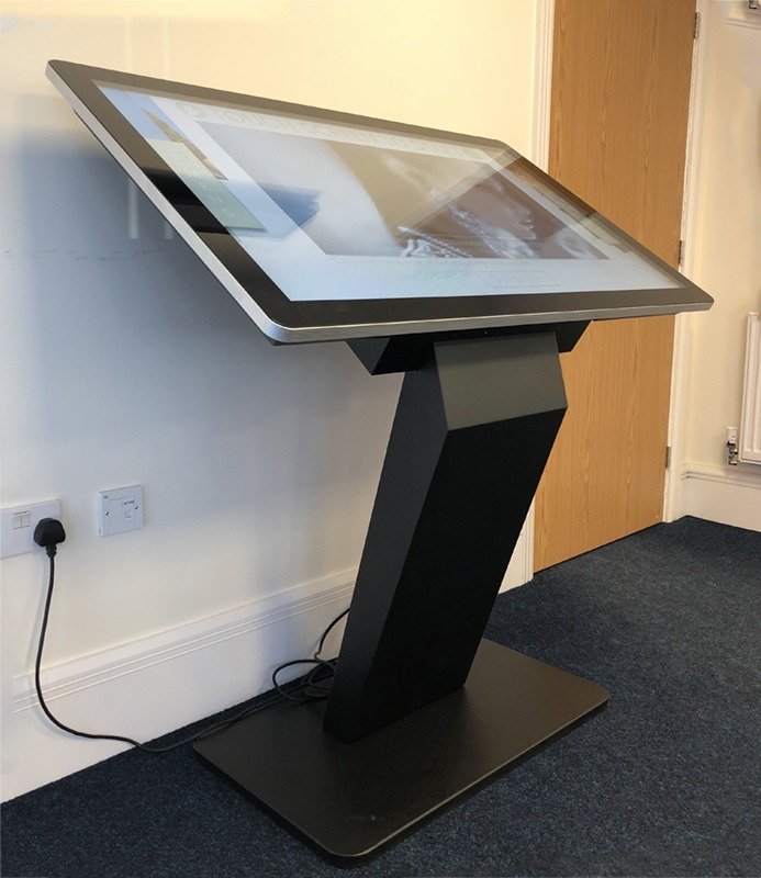Android Pcap Touch Screen Kiosks (43&Quot;- 55&Quot;) 15 Pcap Touch Screen Kiosk Application Image 8