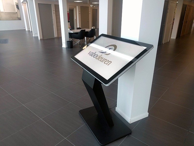 Android Pcap Touch Screen Kiosks (43&Quot;- 55&Quot;) 16 Pcap Touch Screen Kiosk Application Image 9