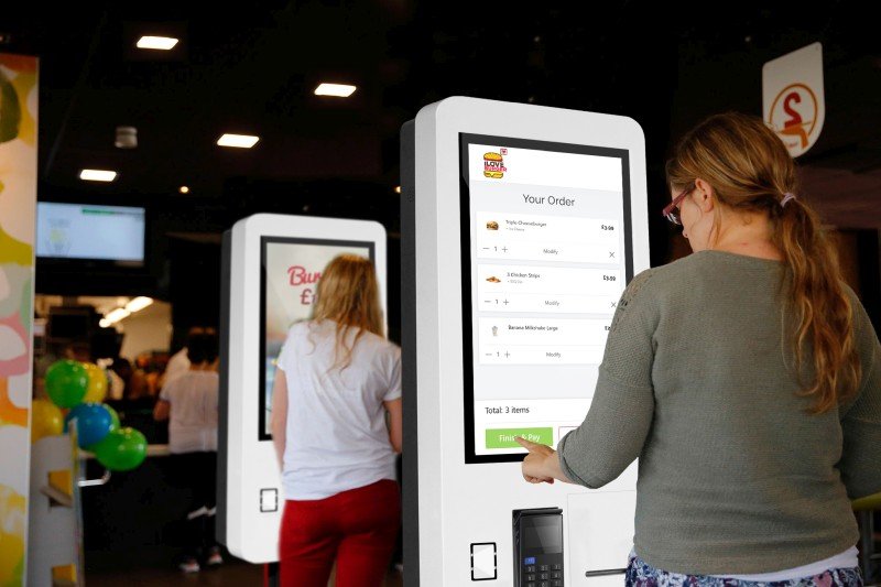 Self Service Kiosk - (22&Quot;-27&Quot;) 9 Pcap Self Service Kiosk Application Image 3 1